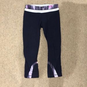 Lululemon Navy/purple leggings - size 6